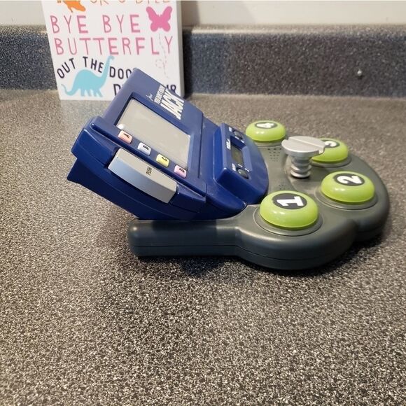 Game, You Don’t Know Jack - Picture 3 of 8